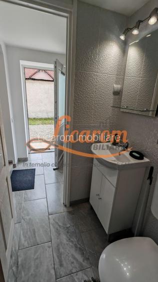 SANPETRU .Casa pretabila 2 familii ( Parinti + copil),singur in curte. - 18