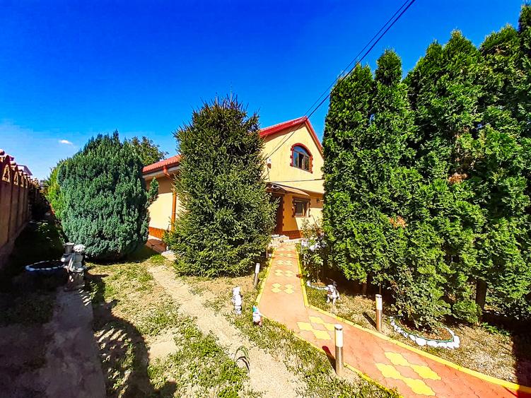 Vila de vanzare Pacurari