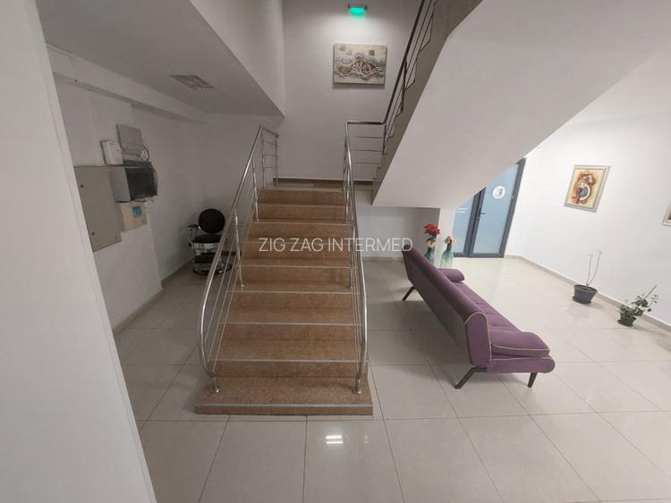 Delfinariu-bd. Mamaia, spatiu birouri 50 mp., posibilitate compartimentare - 4