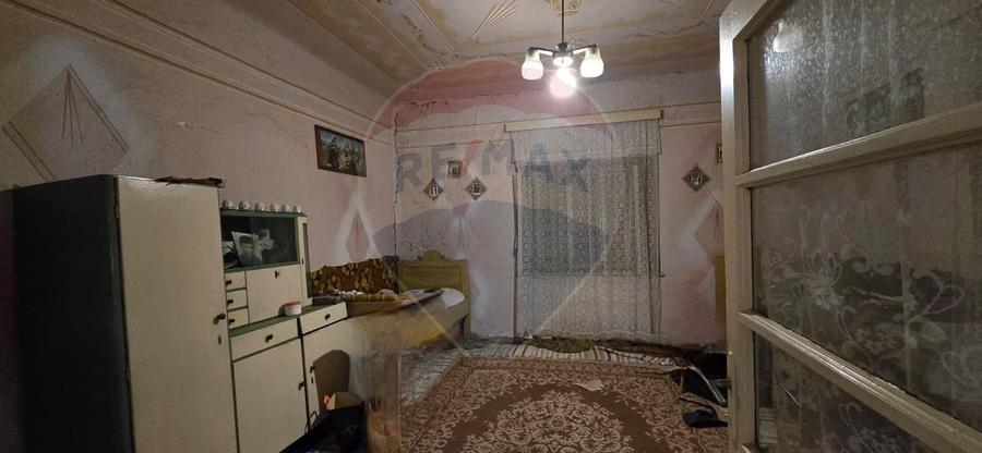 Casă cu potențial, aproape de centru – Socodor, jud. Arad