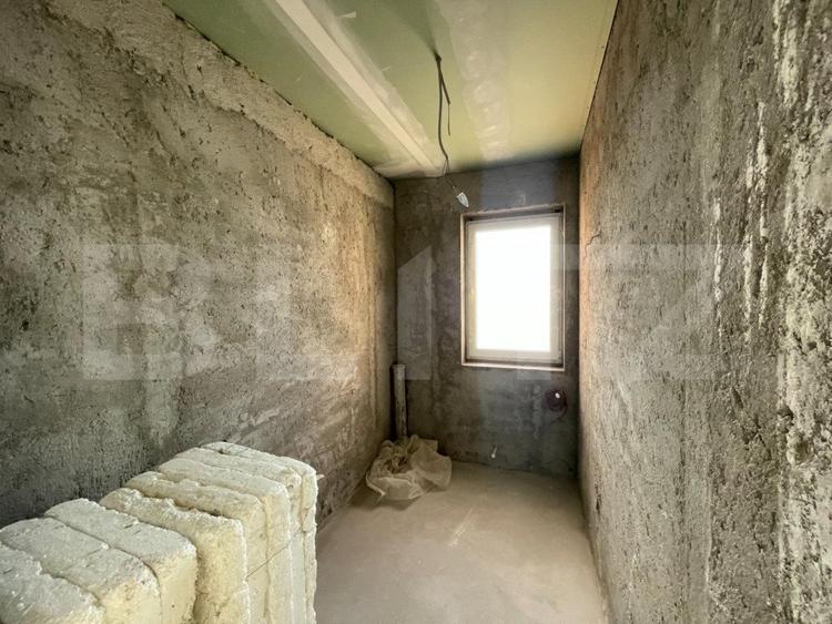 Proprietate P+2+M cu 7 apartamente, 500 mp utili, zona Lapus