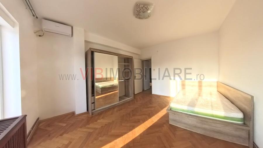 2 camere cu terasa 30 mp, Zona Romana - Universitate/Magheru