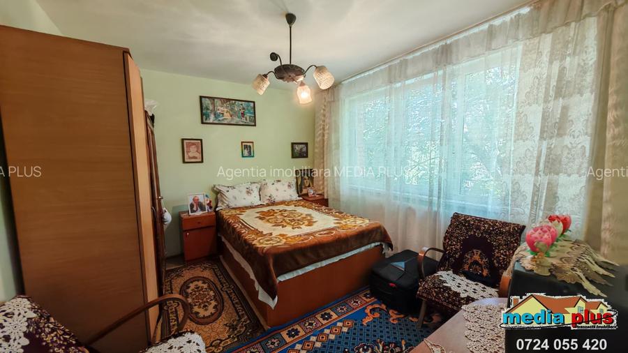 Apartament 4 camere de vânzare – Micro 16 - 4