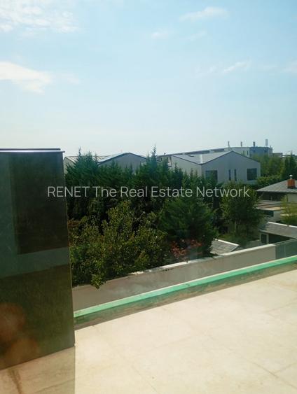 Vila Tunari str. Paris, 5 camere, curte 300  mp, 400 mp construiti - 14