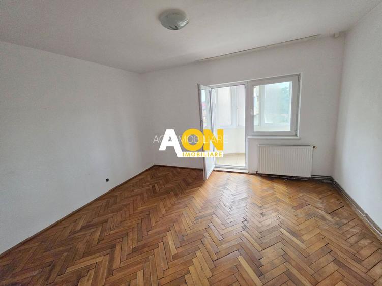 Apartament 2 camere, etaj 1, decomandat, 57 mp utili, 2 balcoane, boxa - 9