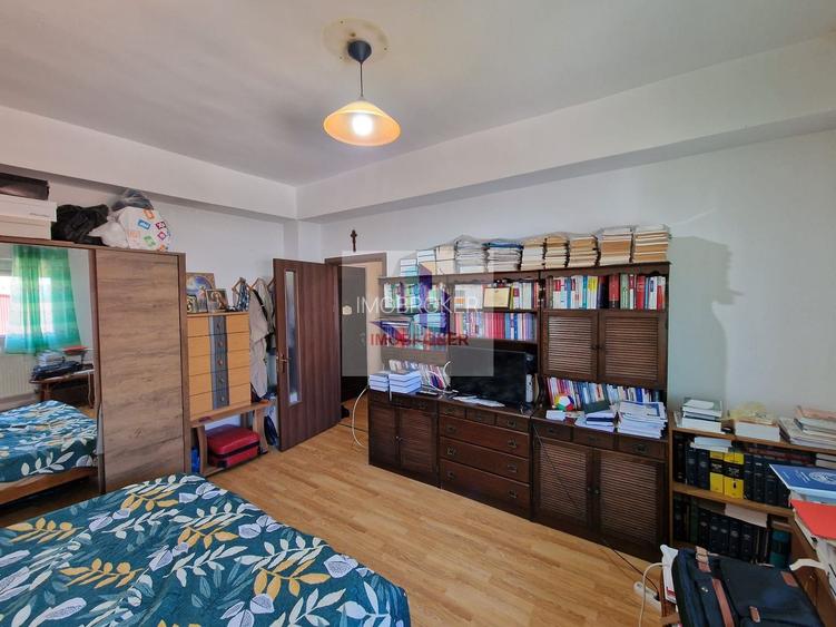 Apartament cu 1camera de vanzare, cu centrala proprie pe gaz in Iosia. - 3