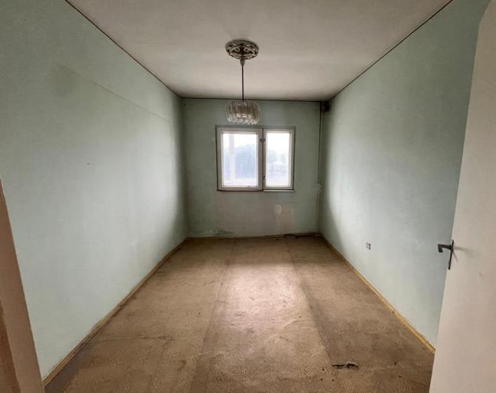Apartament 3 camere decomandat Grivitei