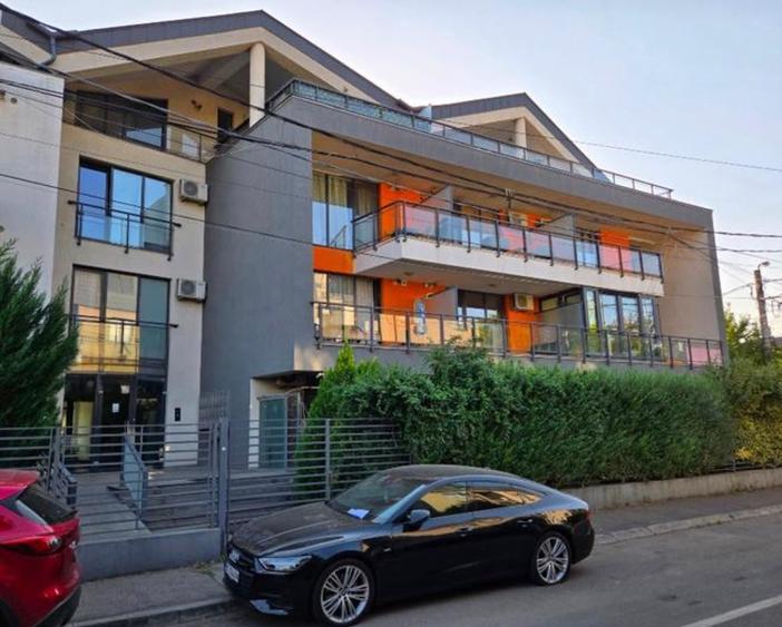 Apartament 2 camere+centrala proprie+loc de parcare Zona Pajura-Bucurestii Noi