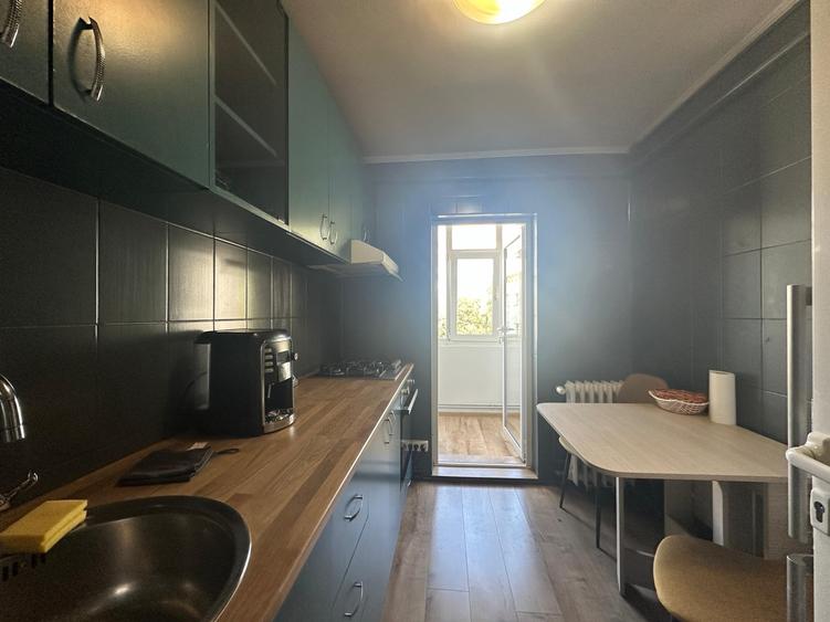 2 CAMERE DECOMANDAT SF. LAZAR-PALAS 500 EURO