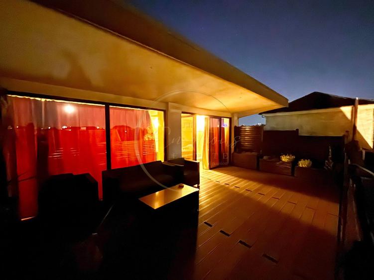 Apartament 3 camere - complexul studenṭesc | Penthouse