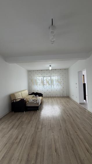 Casă individuală, PET FRENDLY, 4 camere, zona sud-est