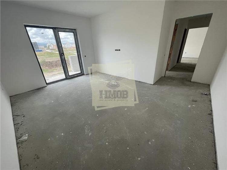 Apartament 3 camere cu balcon si parcare pe Doamna Stanca