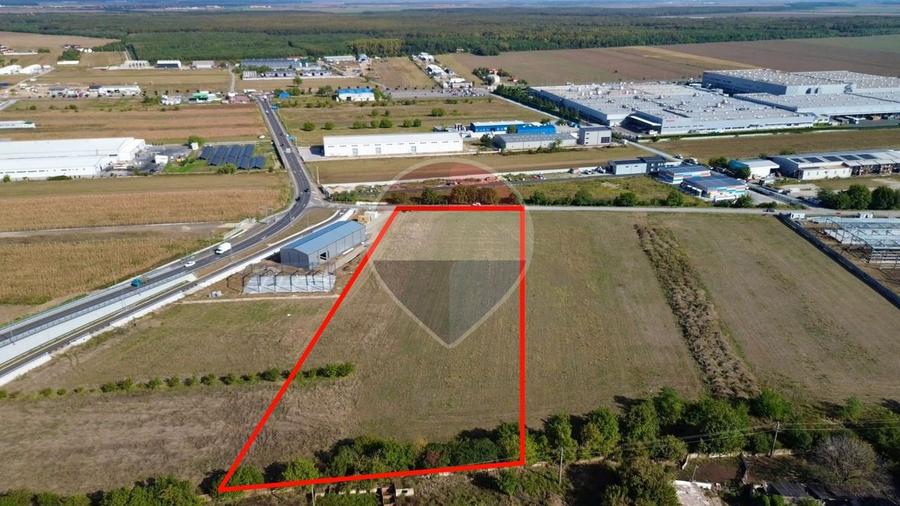 Teren intravilan de vanzare 12700 mp dezvoltare industriala, logistica