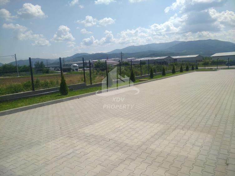 Spatiu comercial cladire noua 1274 mp construiti, teren aferent 7261 mp