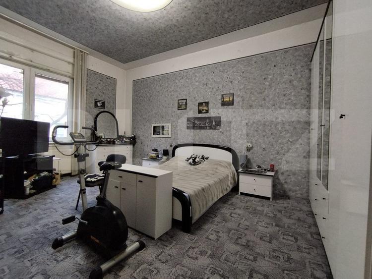 Apartament spațios, cu 4 camere, 155 mp, zona Catedrală și malul Begai