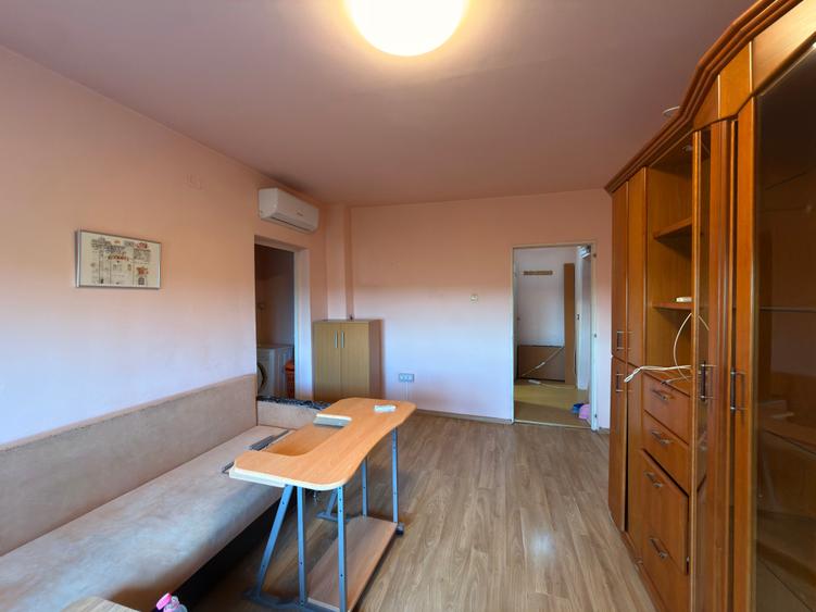 Ap. 2 camere , etaj intermediar - Gh. Lazar