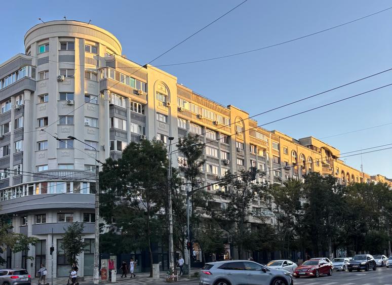 DECEBAL,locatie exceptionala in inima capitalei,monolit,stradal,parcare subteran
