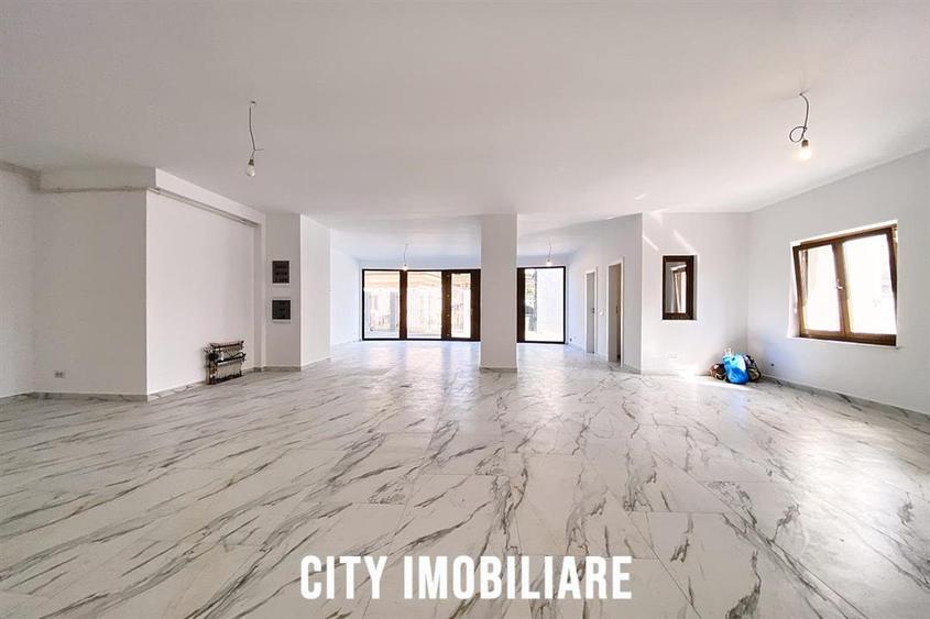 Spatiu Comercial Modern, Parter, 135 mp, 4 Parcari, Bulgaria