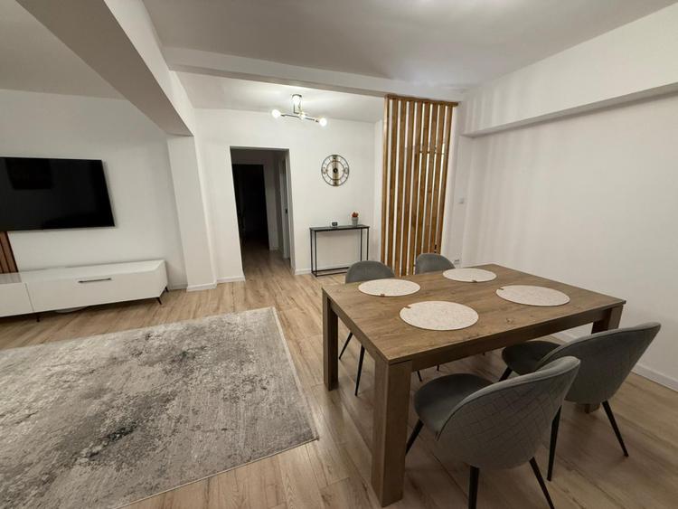 Apartament 3 camere, 110 mp, zona Ultracentral