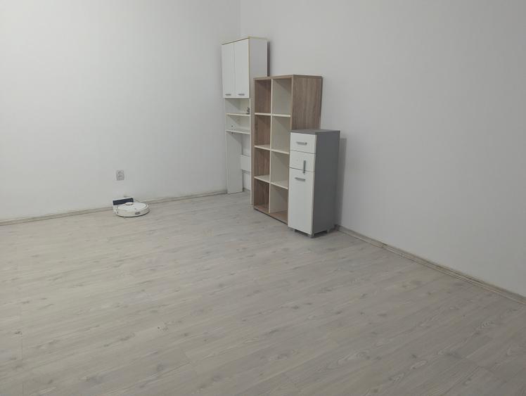 Casa cu 4 camere, 2 bai, zona Domenii, Bvd Ion MIhalache