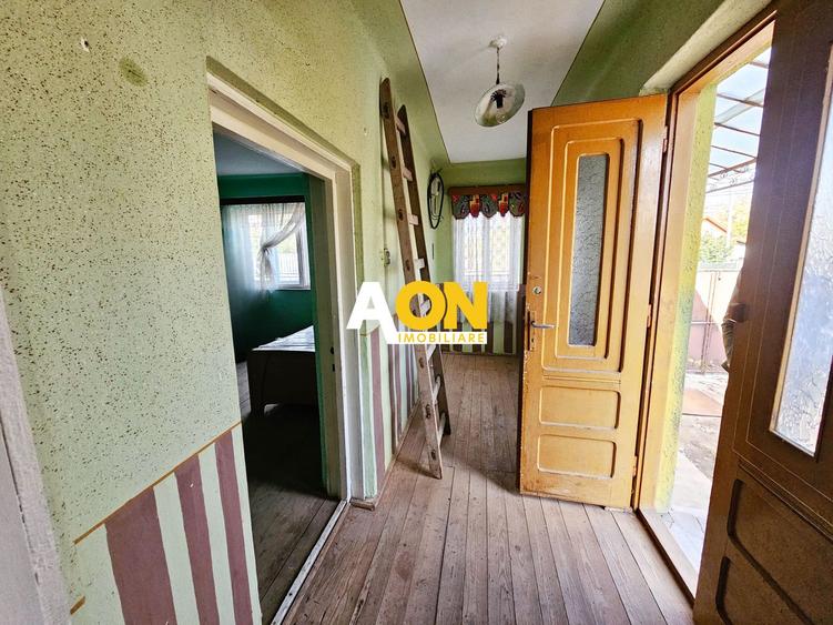 Oportunitate de investiție! 740 mp teren cu casa demolabila, Cetate