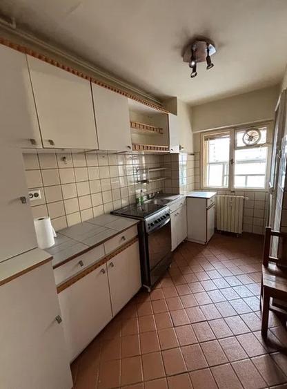 DECEBAL bloc STRADAL 1996  metrou Muncii,decomandat,doua BAI, SPATIOS 76M,LIBER!