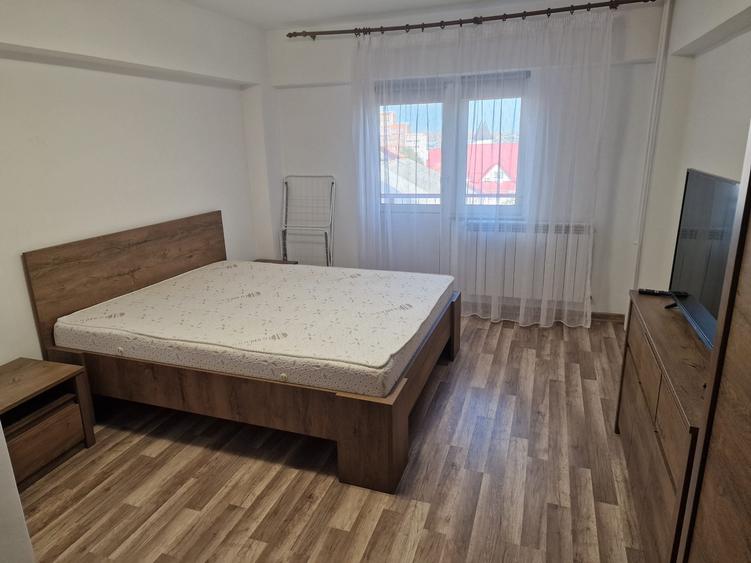 De Inchiriat Apartament 3 camere Obcini