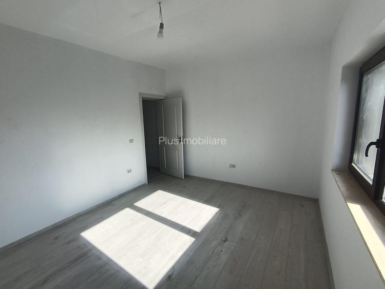 CASA SINGLE DEOSEBITA 4 CAMERE,VALEA LUPULUI ,IASI - 22