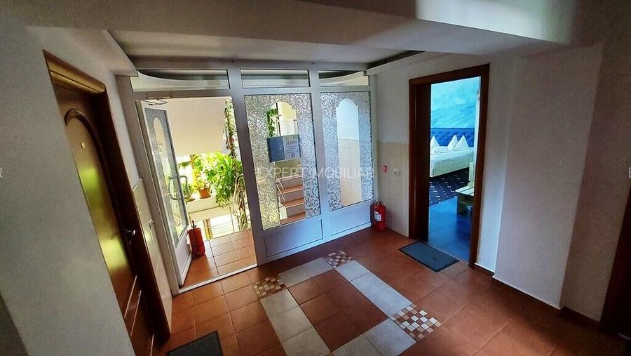 Vanzare pensiune in statiunea Predeal-Cioplea 15 camere - 5