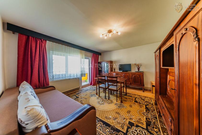 Apartament 3 camre de vanzare in Micalaca - 2