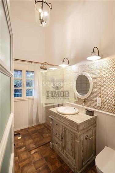 Casa moderna cu 3 camere si 600 mp teren in Cisnadioara - 8