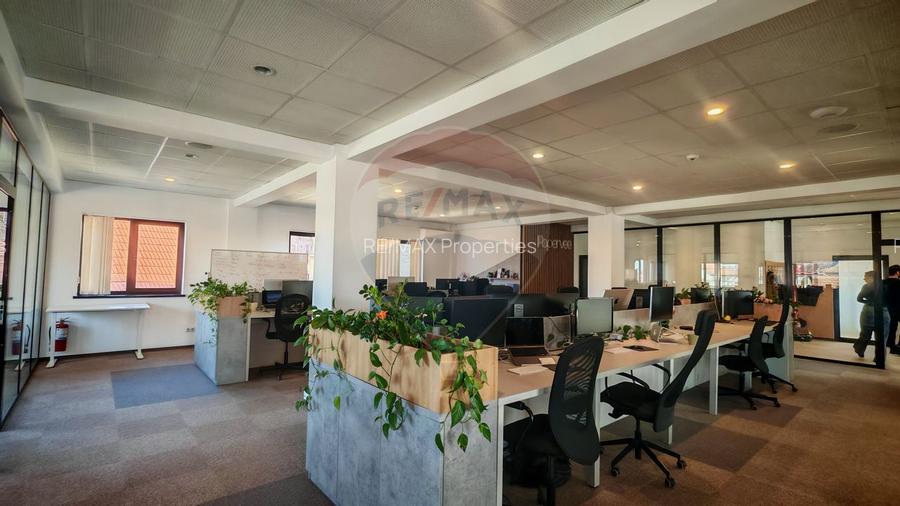 Cladire de birouri de 943.29mp de vânzare în zona Hipodrom 1 - 14