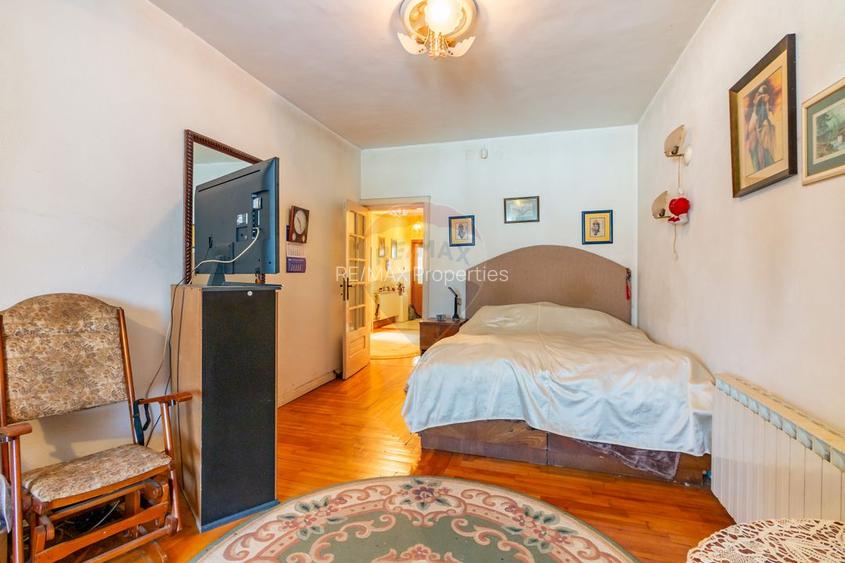 Casă / Vilă cu 4 camere de vânzare în zona Giulesti Sarbi - 14