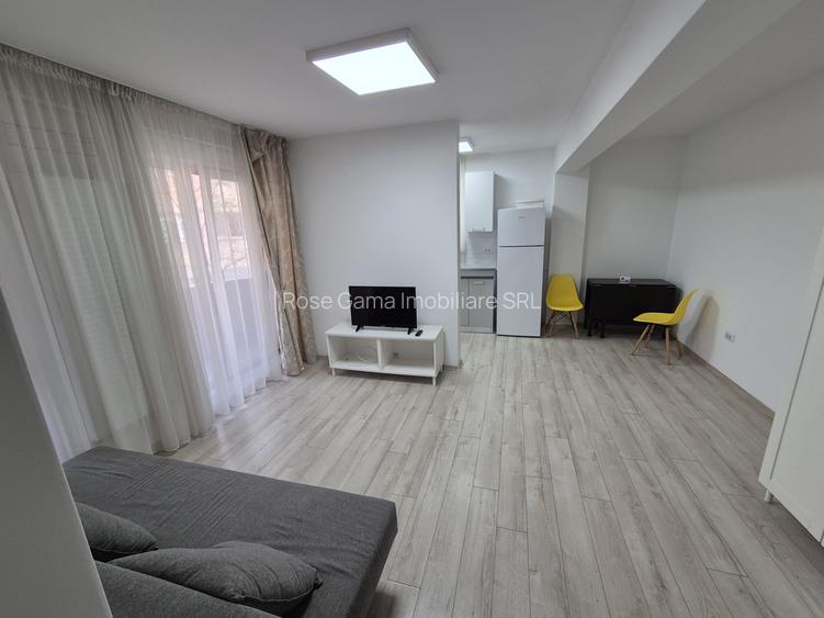Apartament 1 camera + loc parcare BAZA 3 - 8
