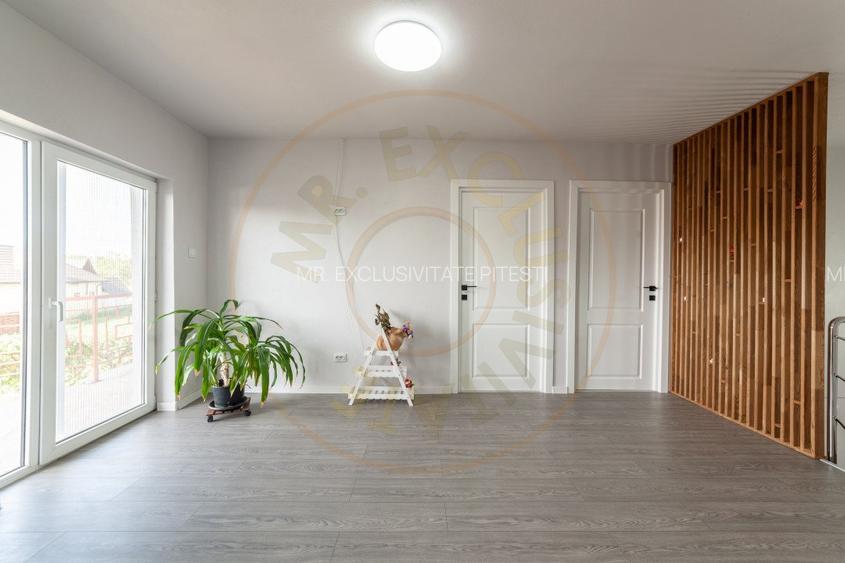 Casa cu teren generos si gradina spectaculoasa – Comuna Cuca, Arges! - 12