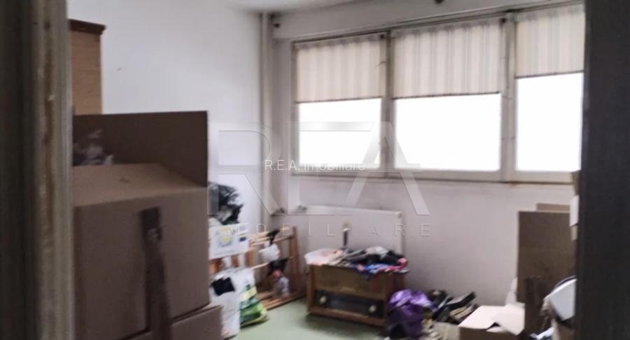 2 camere, 1/4, bloc tip P-Drumul Taberei - 2