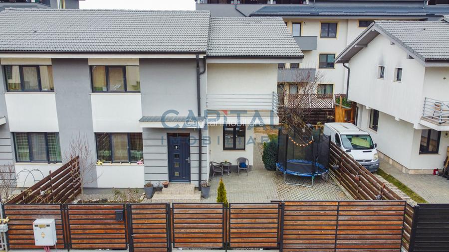 COMISION 0 | Duplex 116 mp | 5 camere | Terasa Acoperita | | 232 mp Teren | - 2