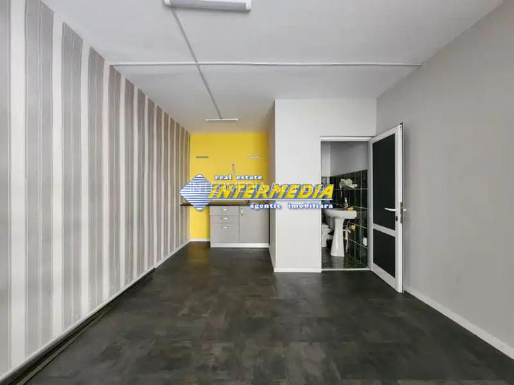 Vanzare Spatiu comercial 140 mp patrati in Cetate Bulevard cu vad foarte bun - 4