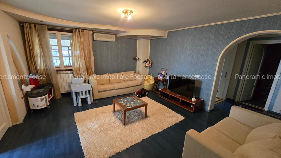 Vila de vanzare Petresti Crang - 5