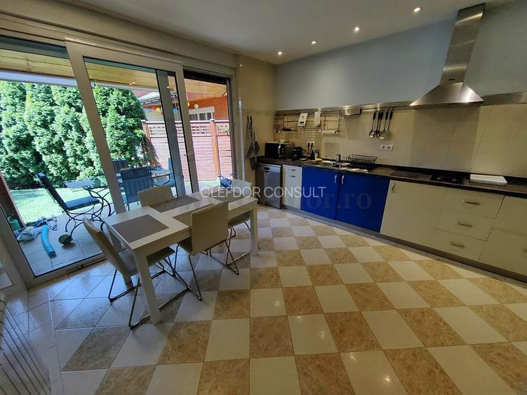 Vilă cu acces la piscina langa Jolie Ville - 8