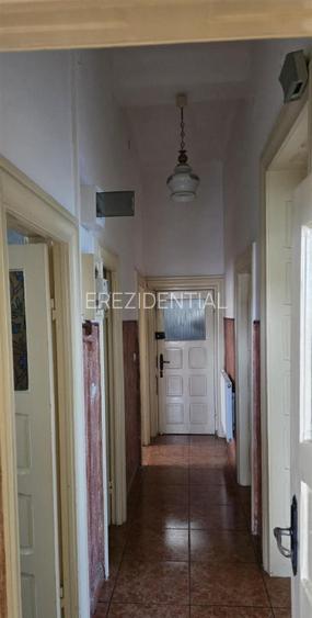 Apartament 3 camere- decomandat-zona Calea Calarasilor / Hala Traian - 7