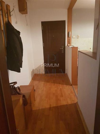 Girocului/ Spitalul judetean- 2 camere, mobilat si utilat, centrala - 5