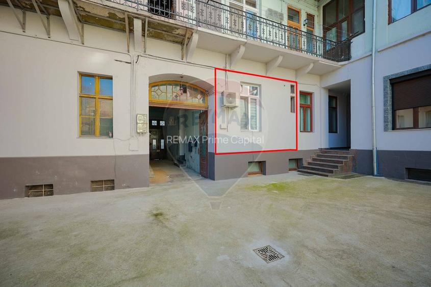 Apartament cu 3 camere de vânzare, ultracentral - 16