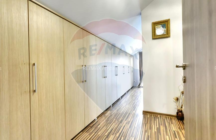 Apartament cu 3 camere de vânzare - 8