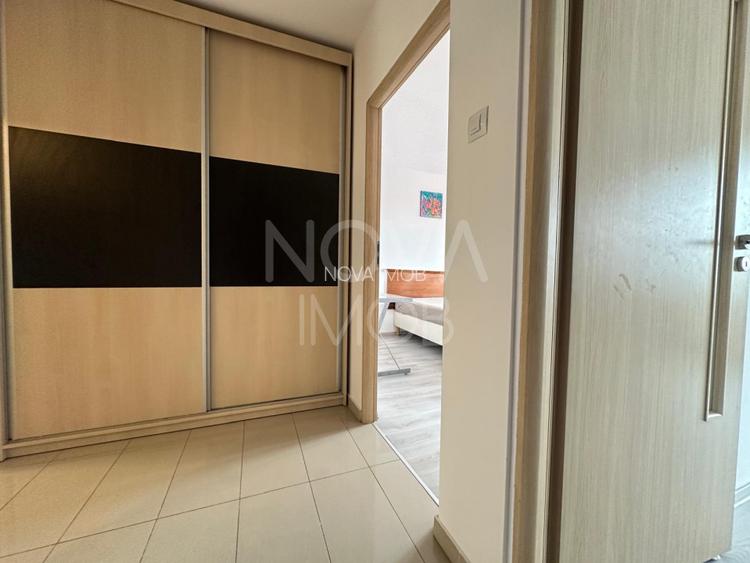 Apartament 3 camere, decomandat - Central - 9