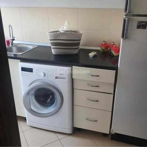 59990 euro- Garsoniera 32mp-bloc nou -centrala proprie -metrou Jiulu - 6