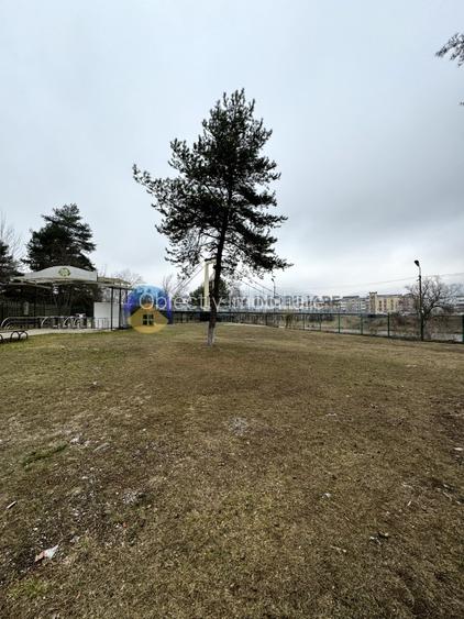 Teren Piatra Neamt - zona strand ideal pentru Hotel - 15