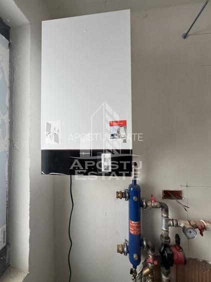 Vila cu poziție excelentă atât ptr locuit cat și ptr sediu firma - 12