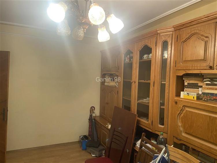 Apartament 2 camere , zona centrala b- dul Brailei , et 1 3 , decomandat , 50 mp - 2