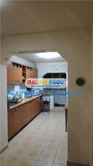 Vanzare apart 4 camere,etaj 2 din 8 zona Pantelimon - 2